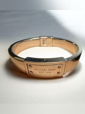Michael Kors Silver-Tone Logo Plaque Hinge Bangle Bracelet Est. 1981 Rivet